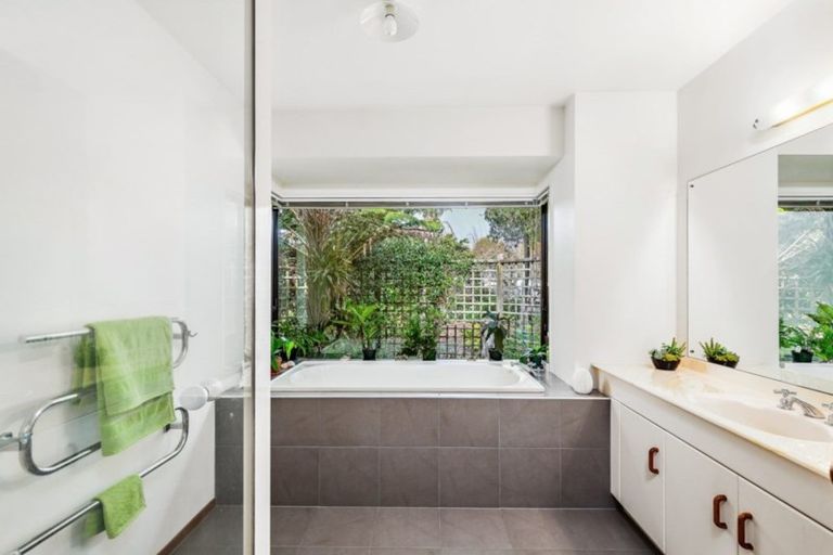 Photo of property in 146 Sandspit Road, Warkworth, 0982