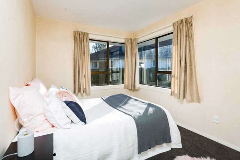 Photo of property in 17 Mclellan Place, Ilam, Christchurch, 8041