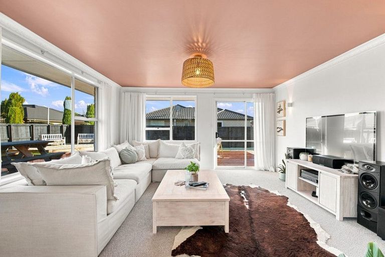 Photo of property in 1/25 Wilsons Road, Saint Martins, Christchurch, 8022