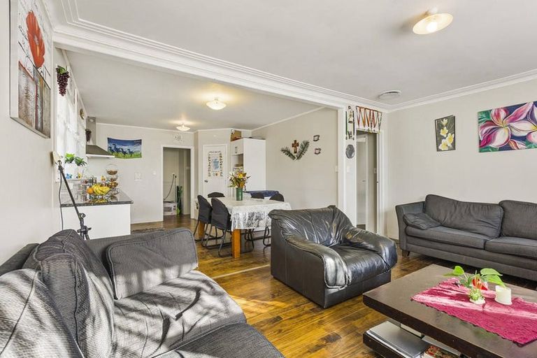 Photo of property in 31 Rowandale Avenue, Manurewa, Auckland, 2102