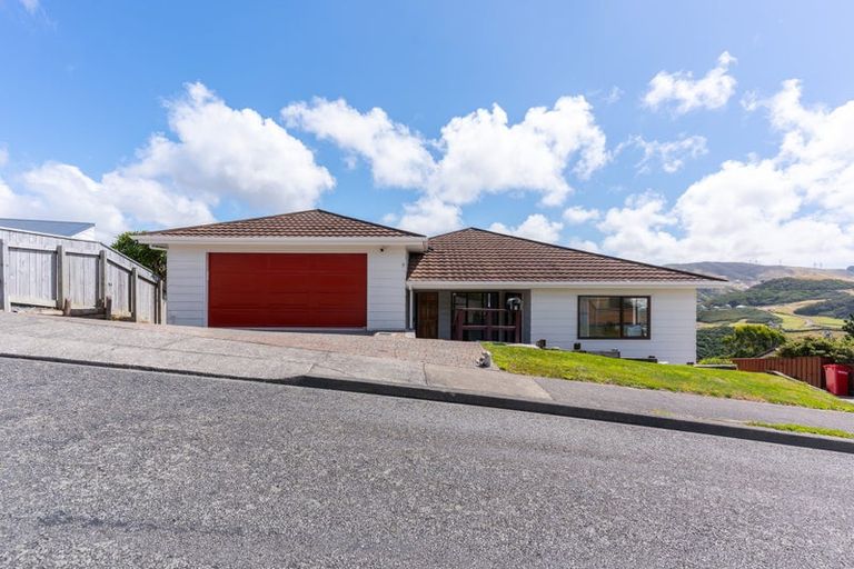 Photo of property in 7 Trinidad Crescent, Grenada Village, Wellington, 6037