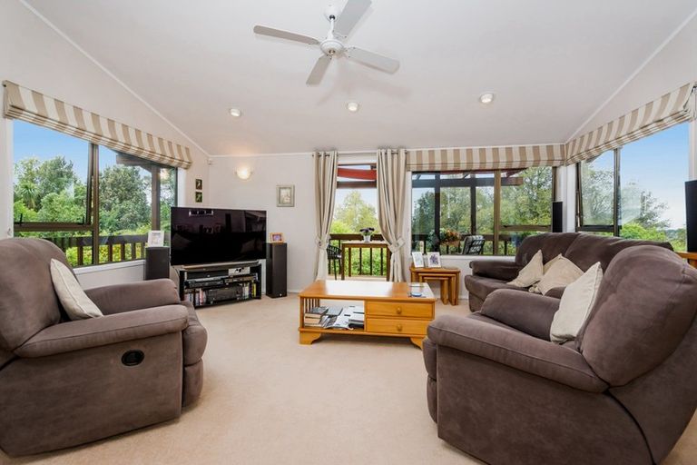 Photo of property in 22 Moorgreen Heights, Torbay, Auckland, 0630