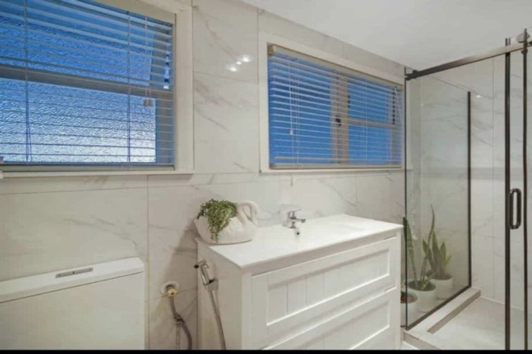 Photo of property in 111 Porchester Road, Papakura, 2110