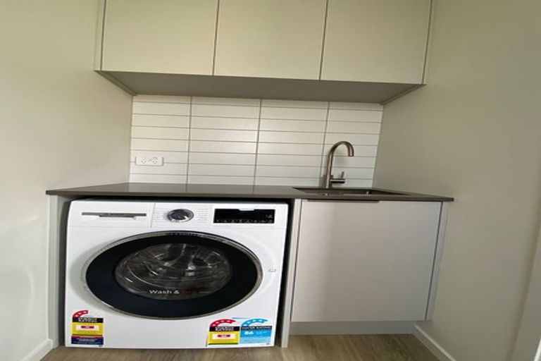 Photo of property in 7/342 Waiwhetu Road, Fairfield, Lower Hutt, 5011