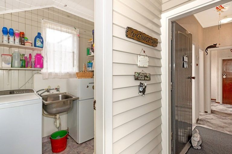 Photo of property in 13 Haldane Street, Elgin, Gisborne, 4010