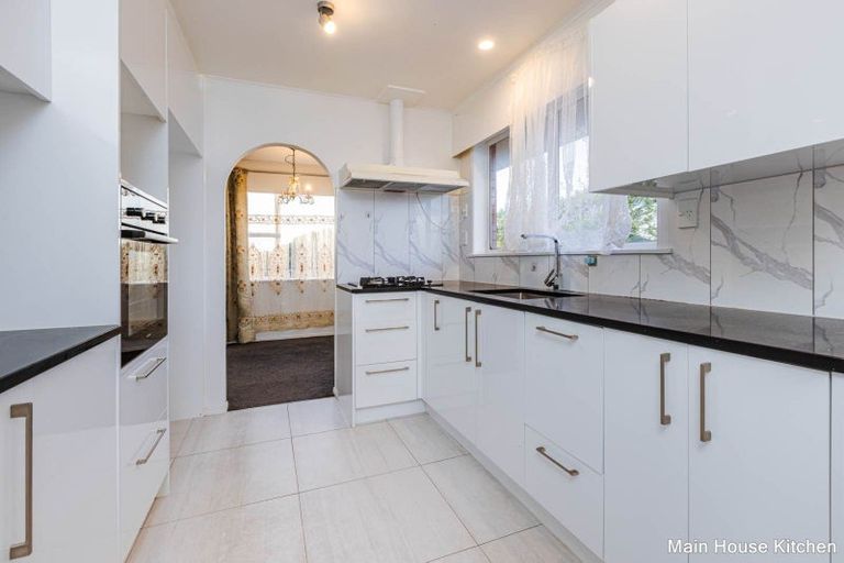 Photo of property in 3 Riverina Avenue, Pakuranga, Auckland, 2010