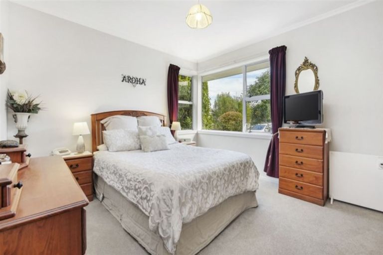 Photo of property in 43 Woolley Street, Avondale, Christchurch, 8061