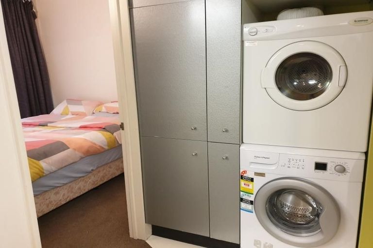 Photo of property in St Pauls Apartments, 62/43 Mulgrave Street, Thorndon, Wellington, 6011