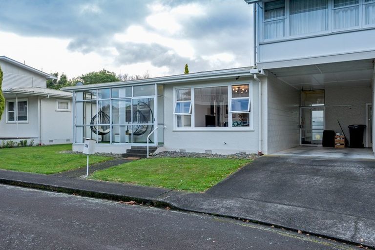 Photo of property in 12a Te Awe Awe Court, Hokowhitu, Palmerston North, 4410