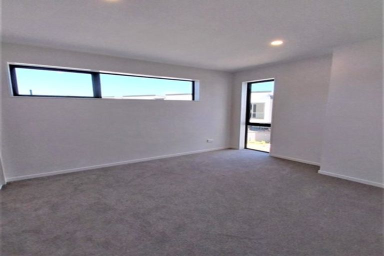 Photo of property in 19 Whai Hua Lane, Mangere Bridge, Auckland, 2022