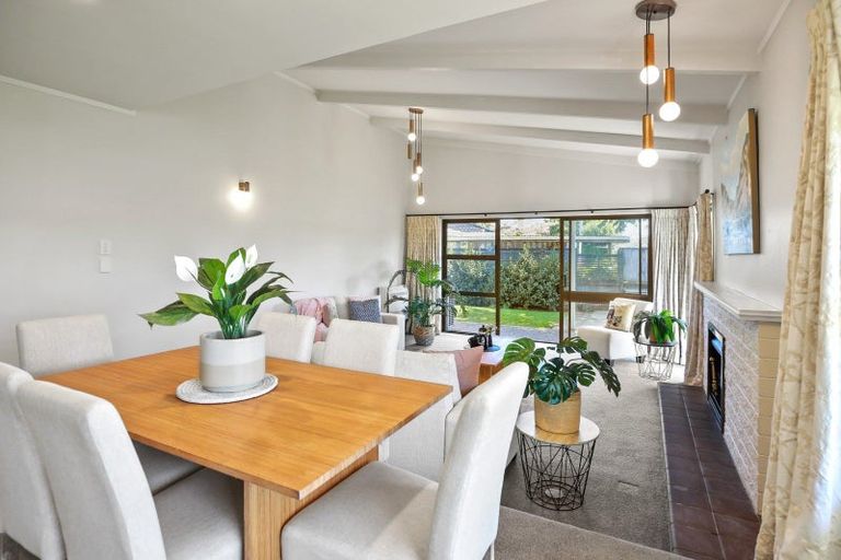 Photo of property in 16 Bryce Street, Cambridge, 3434