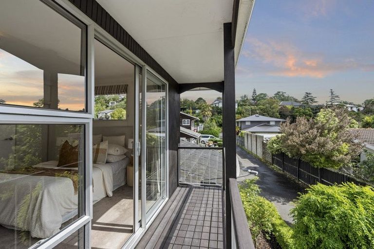 Photo of property in 2/14c Cashmere Road, Cashmere, Christchurch, 8022