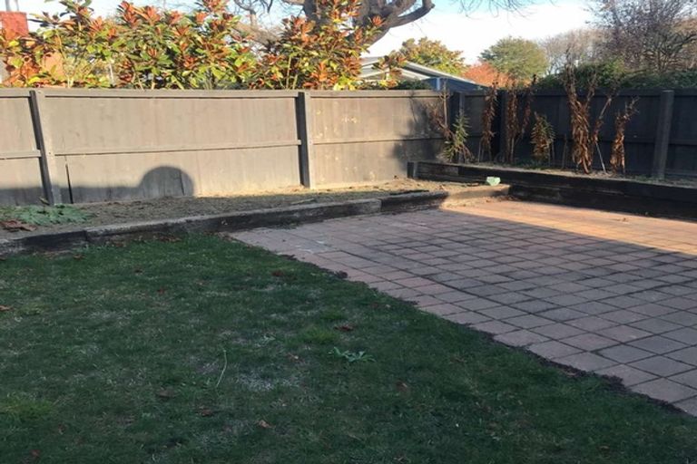 Photo of property in 2/118 Blighs Road, Strowan, Christchurch, 8052