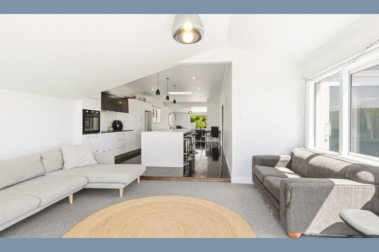 Photo of property in 44 Mortimer Terrace, Aro Valley, Wellington, 6021