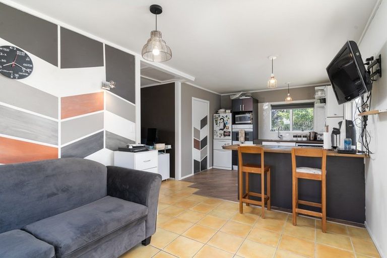 Photo of property in 106 Brandon Street, Featherston, 5710