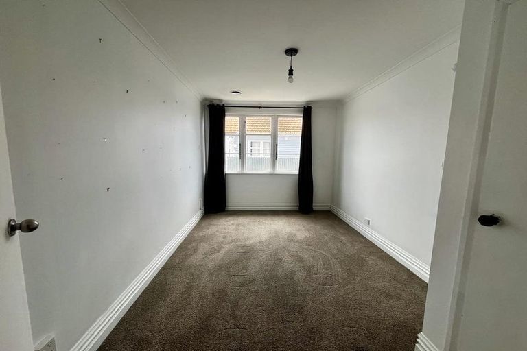 Photo of property in 22 Russell Road, Marewa, Napier, 4110