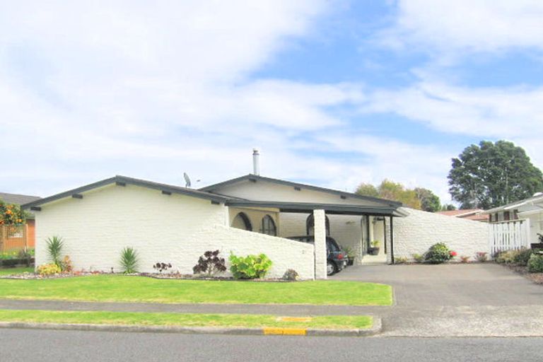 Photo of property in 21 Tupaea Place, Otumoetai, Tauranga, 3110