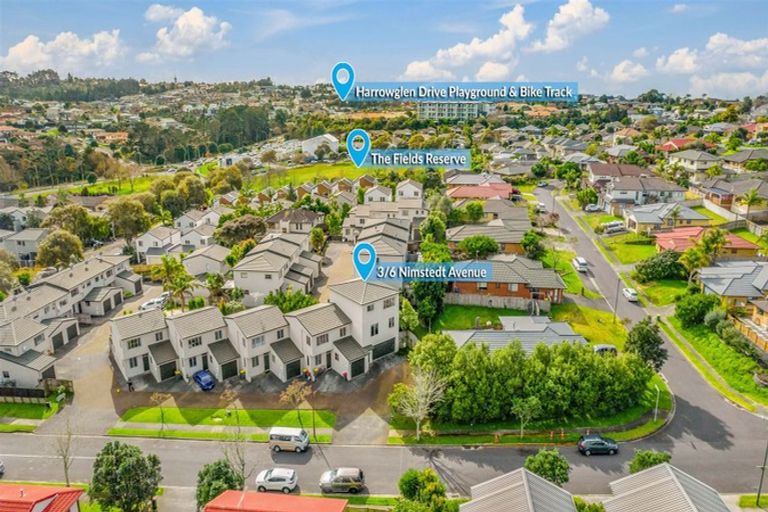 Photo of property in 3/6 Nimstedt Avenue, Oteha, Auckland, 0632