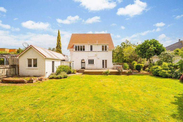 Photo of property in 4 Kent Road, Saint Johns Hill, Whanganui, 4501