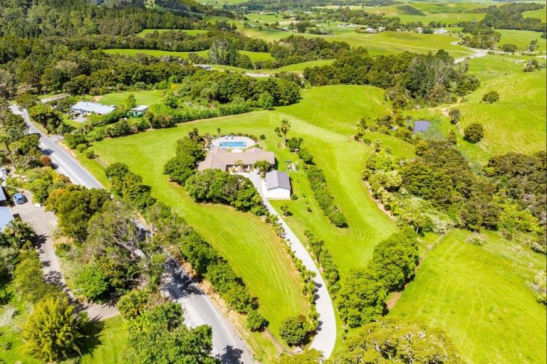 Photo of property in 878 Waipu Caves Road, Waipu, 0582
