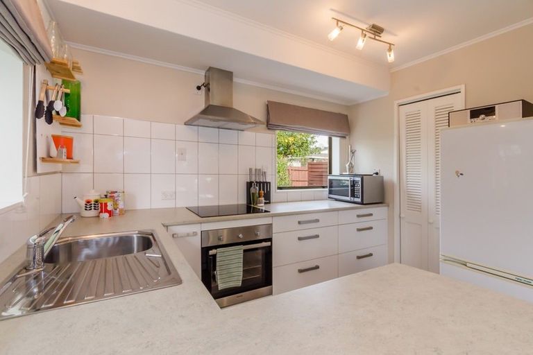 Photo of property in 7b Awanui Drive, Waikanae, 5036