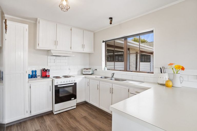 Photo of property in 2/49 Clark Road, Pahurehure, Papakura, 2113