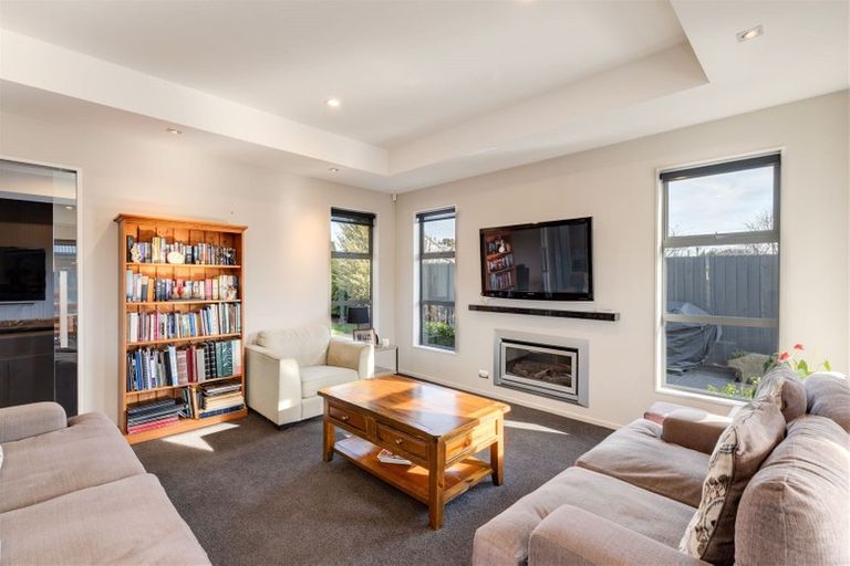 Photo of property in 11 Catkins Lane, Mairehau, Christchurch, 8052