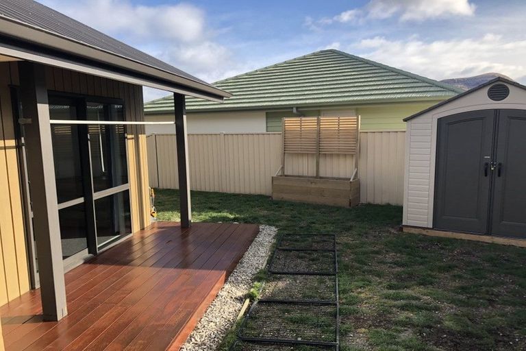 Photo of property in 3 Violet Way, Lower Shotover, Queenstown, 9304