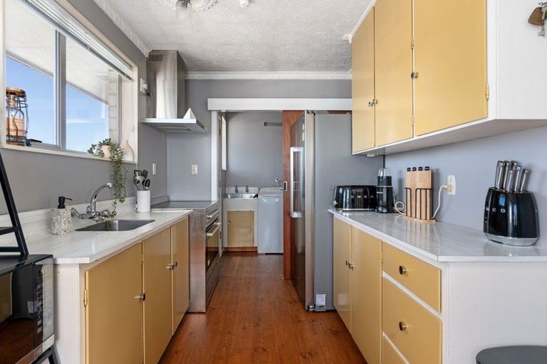 Photo of property in 297 Hendersons Road, Hoon Hay, Christchurch, 8025