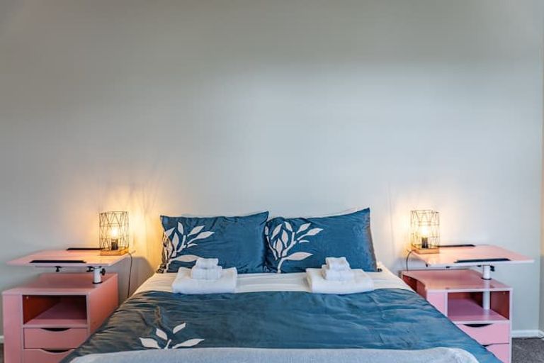 Photo of property in 94 Nicholson Road, Khandallah, Wellington, 6035