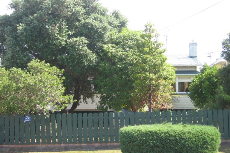 Photo of property in 30a Wattle Street, New Lynn, Auckland, 0600