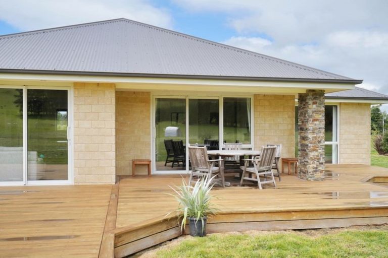 Photo of property in 330 Catherwoods Road, Cust, Rangiora, 7471