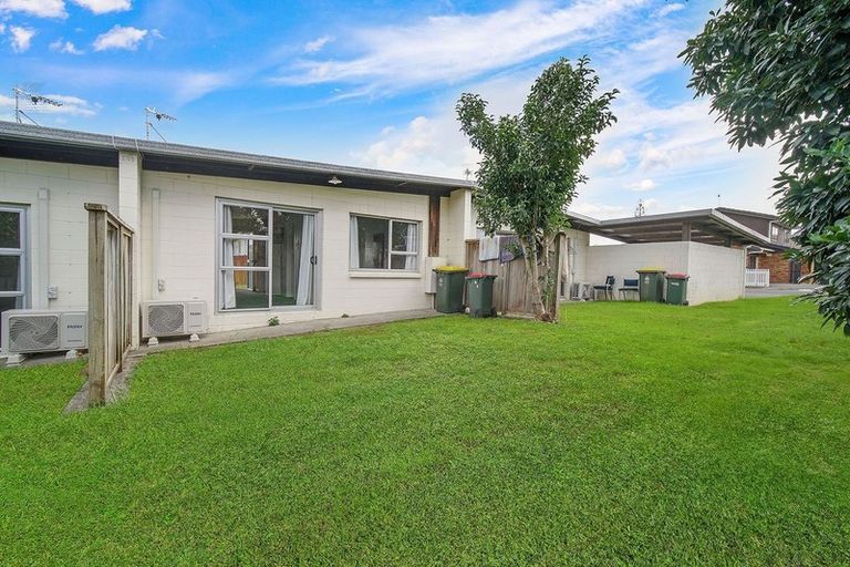 Photo of property in 1/21a Landscape Road, Papatoetoe, Auckland, 2025