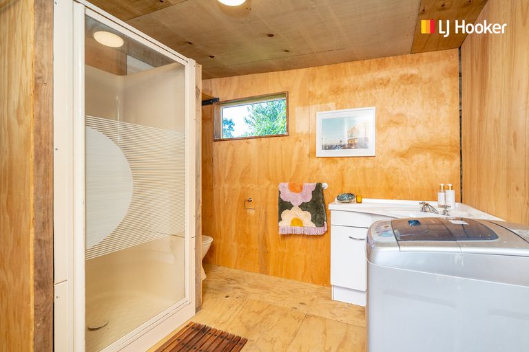 Photo of property in 20 Carnock Road, Harwood, Dunedin, 9077