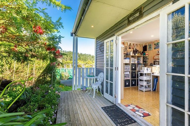 Photo of property in 52 Fishlock Road, Te Arai, Wellsford, 0974