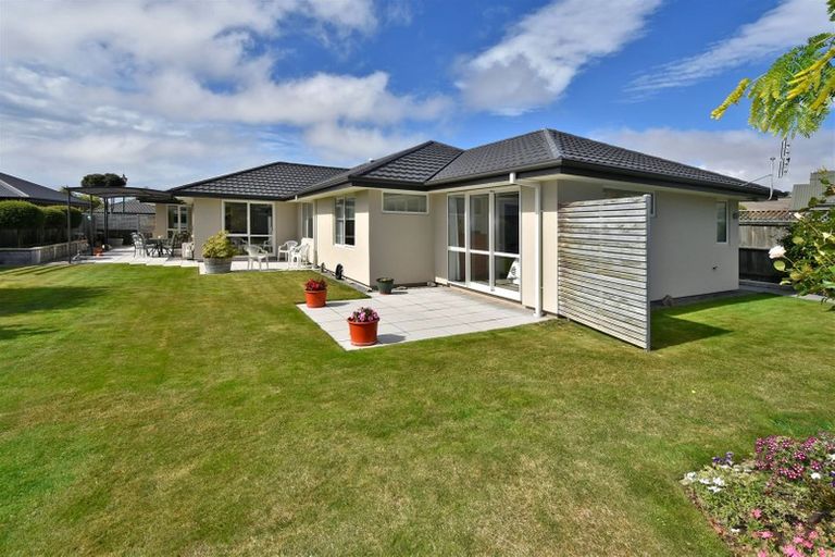 Photo of property in 44 Ti Rakau Drive, Woolston, Christchurch, 8023