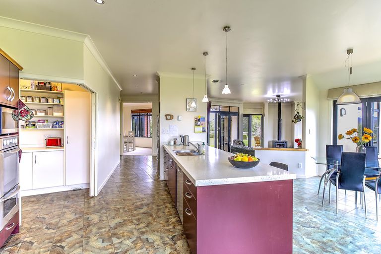 Photo of property in 28 Westvale Lane, Te Kowhai, Hamilton, 3288