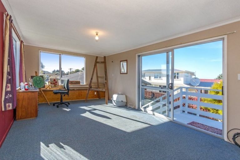 Photo of property in 19 Westerleigh Street, Bishopdale, Christchurch, 8053