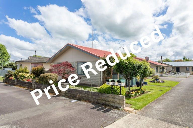 Photo of property in 19a Burns Street, Dannevirke, 4930