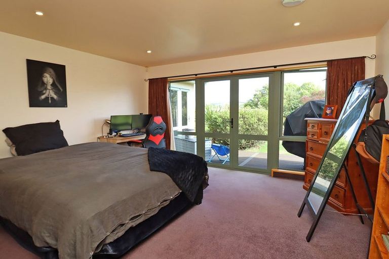 Photo of property in 12 Grove Avenue, Weston, Oamaru, 9401