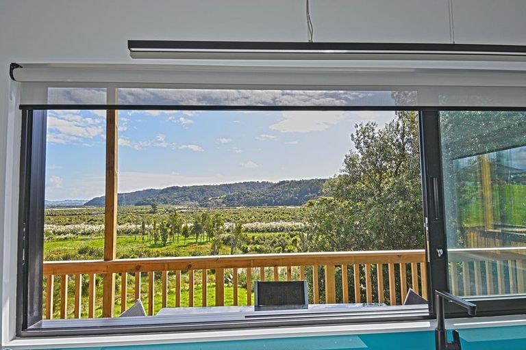 Photo of property in 607 Kaipara Coast Highway, Kaukapakapa, 0871