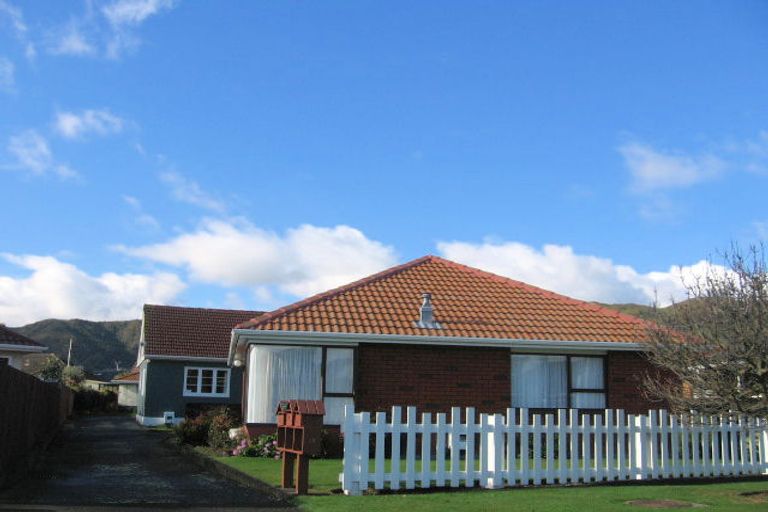 Photo of property in 18a Cressy Street, Waterloo, Lower Hutt, 5011