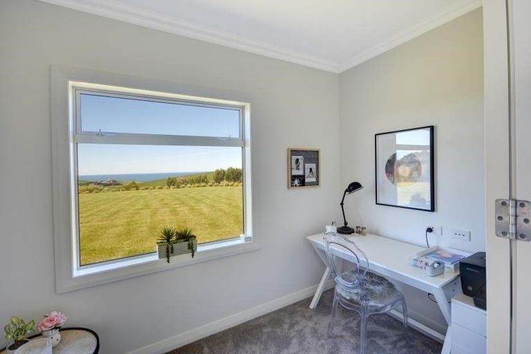 Photo of property in 73 Blackhead Road, Blackhead, Dunedin, 9076