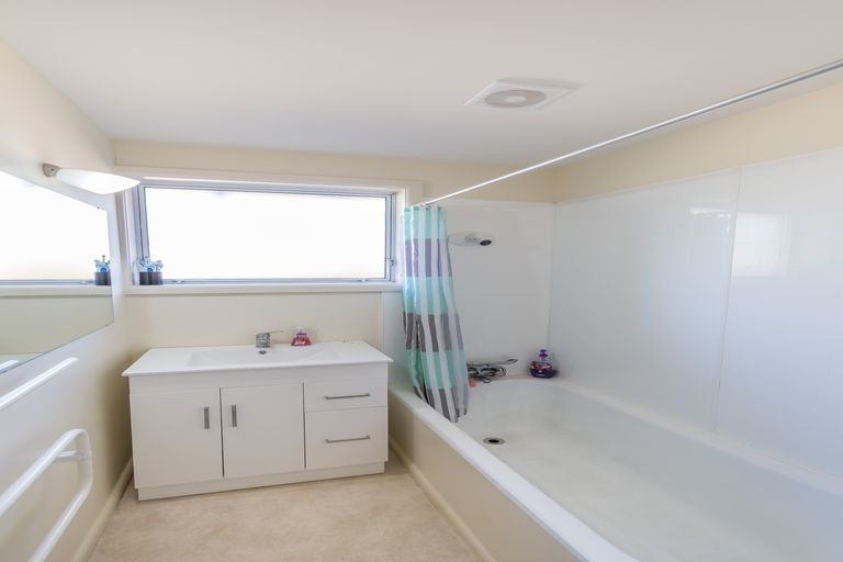 Photo of property in 28 Crosby Street, Mairehau, Christchurch, 8013