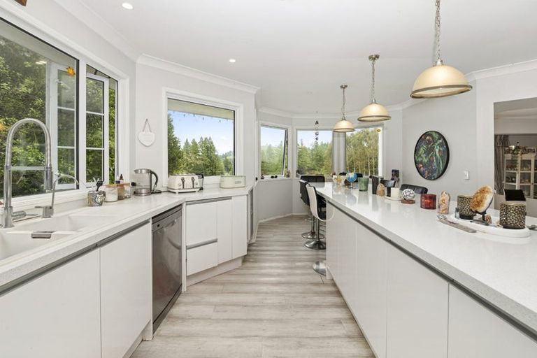 Photo of property in 66 Forest Road, Oruanui, Taupo, 3384