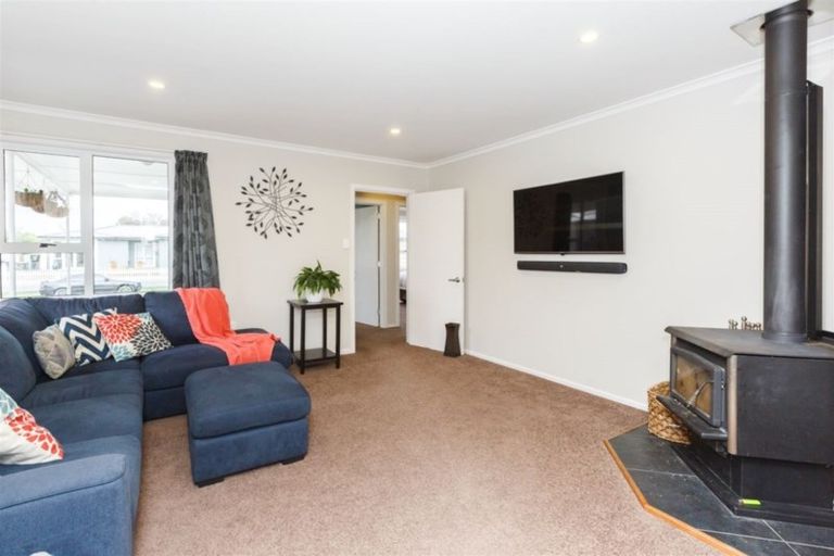 Photo of property in 5 Ilford Place, Awapuni, Palmerston North, 4412