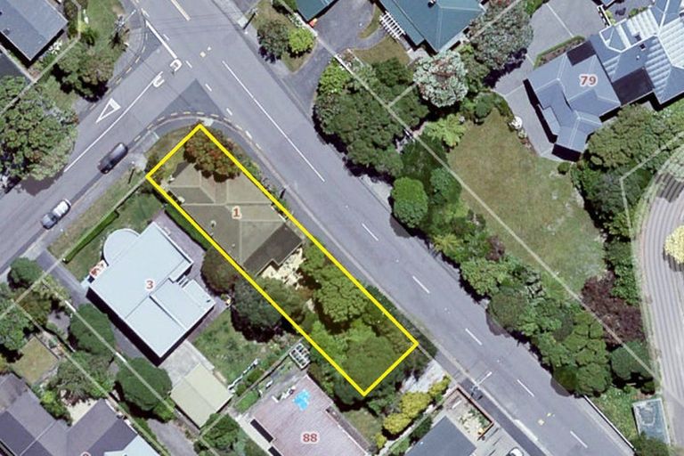 Photo of property in 1 Izard Road, Khandallah, Wellington, 6035