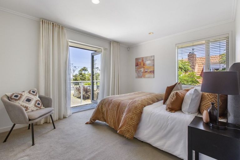 Photo of property in 358 Upper Harbour Drive, Greenhithe, Auckland, 0632