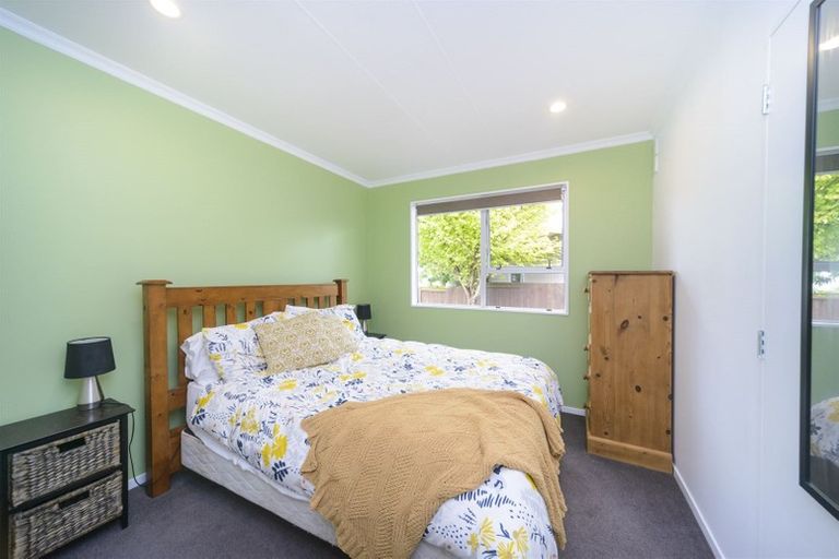 Photo of property in 77 Kaimanawa Street, Kelvin Grove, Palmerston North, 4414
