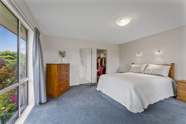 Photo of property in 9 Saint Clair Close, Harewood, Christchurch, 8051